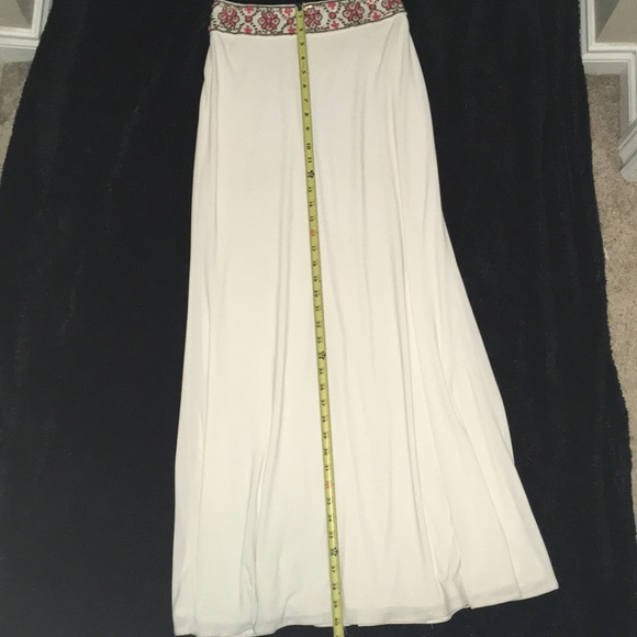 SHERRI HILL Beaded 2Piece Dress,Rounded Skirt Slit - Picture 15 of 16